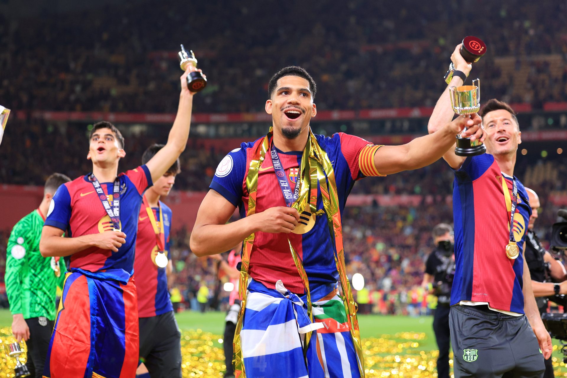 Barcelona view club captain as one of the pillars amid exit speculation