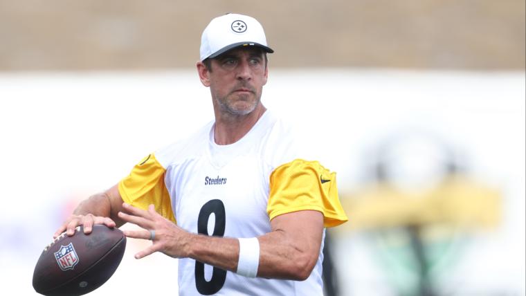 Steelers, Commanders trade pitch gives Aaron Rodgers another target