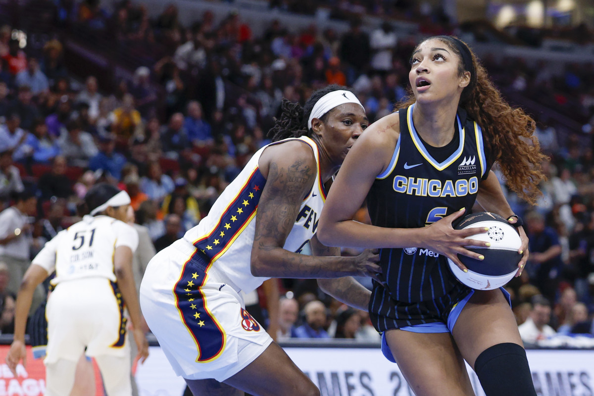 Chicago Sky Facing Angel Reese Trade Decision After Injury News