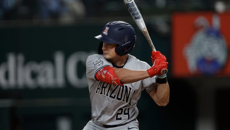 Utah Valley gives up 8 home runs in NCAA Regionals loss to Arizona