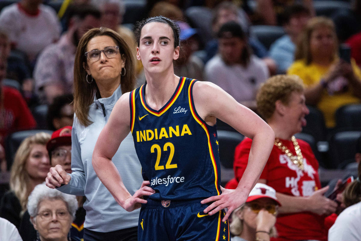 Fever Coach Stephanie White Refuses To Let Caitlin Clark Answer Question