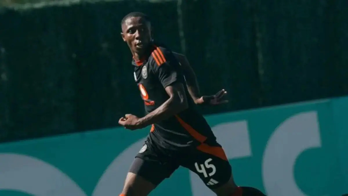 Why Pirates have an advantage over Mamelodi Sundowns in this season's PSL race! Tshepang Moremi answers