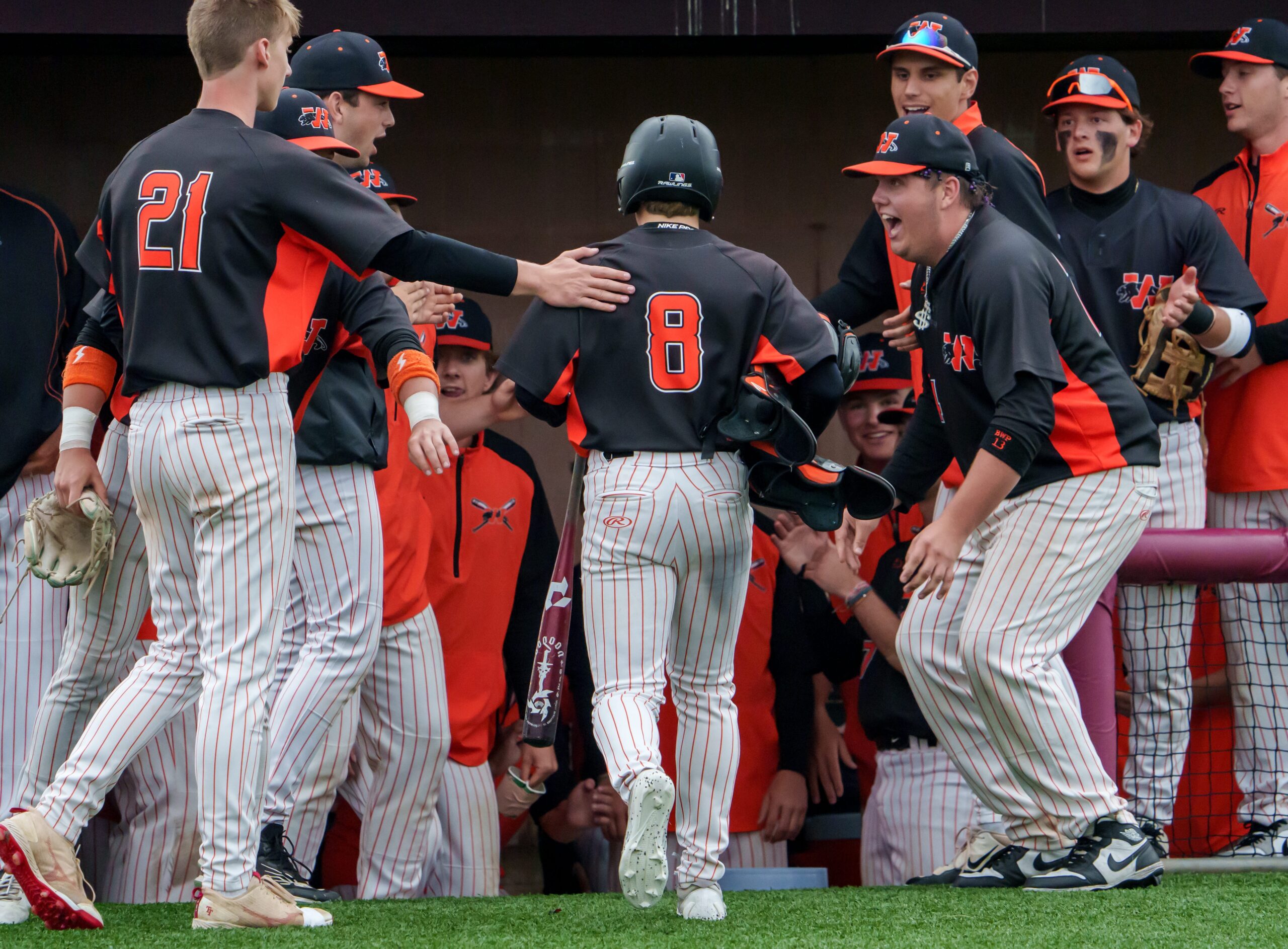 Washington continues roll through baseball postseason with spot in Sweet 16
