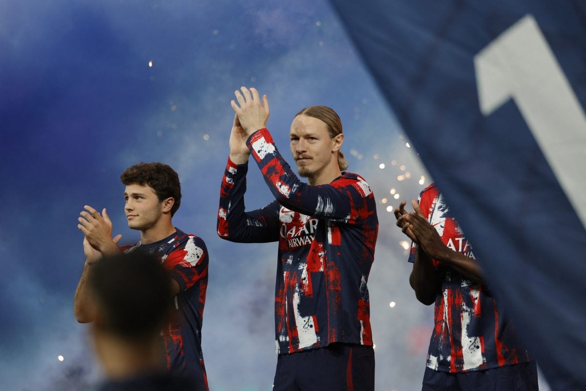 Matvei Safonov opens the door to PSG departure with Russian clubs on high alert