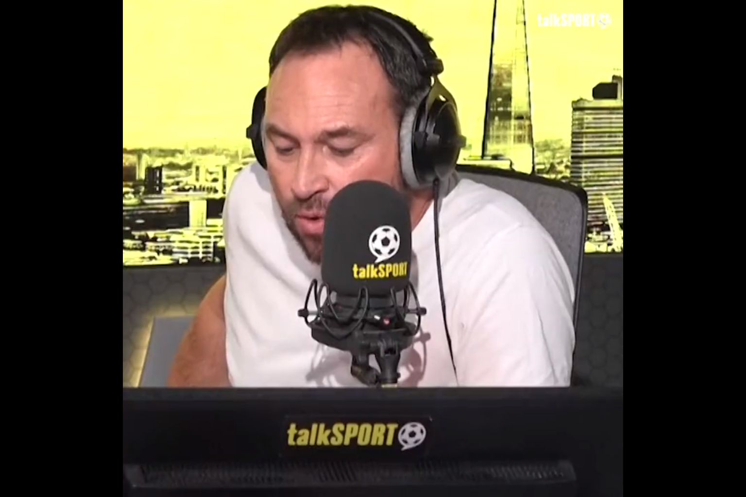 Jason Cundy ruins ‘Dave’ the Liverpool fan on talkSPORT with one simple put down