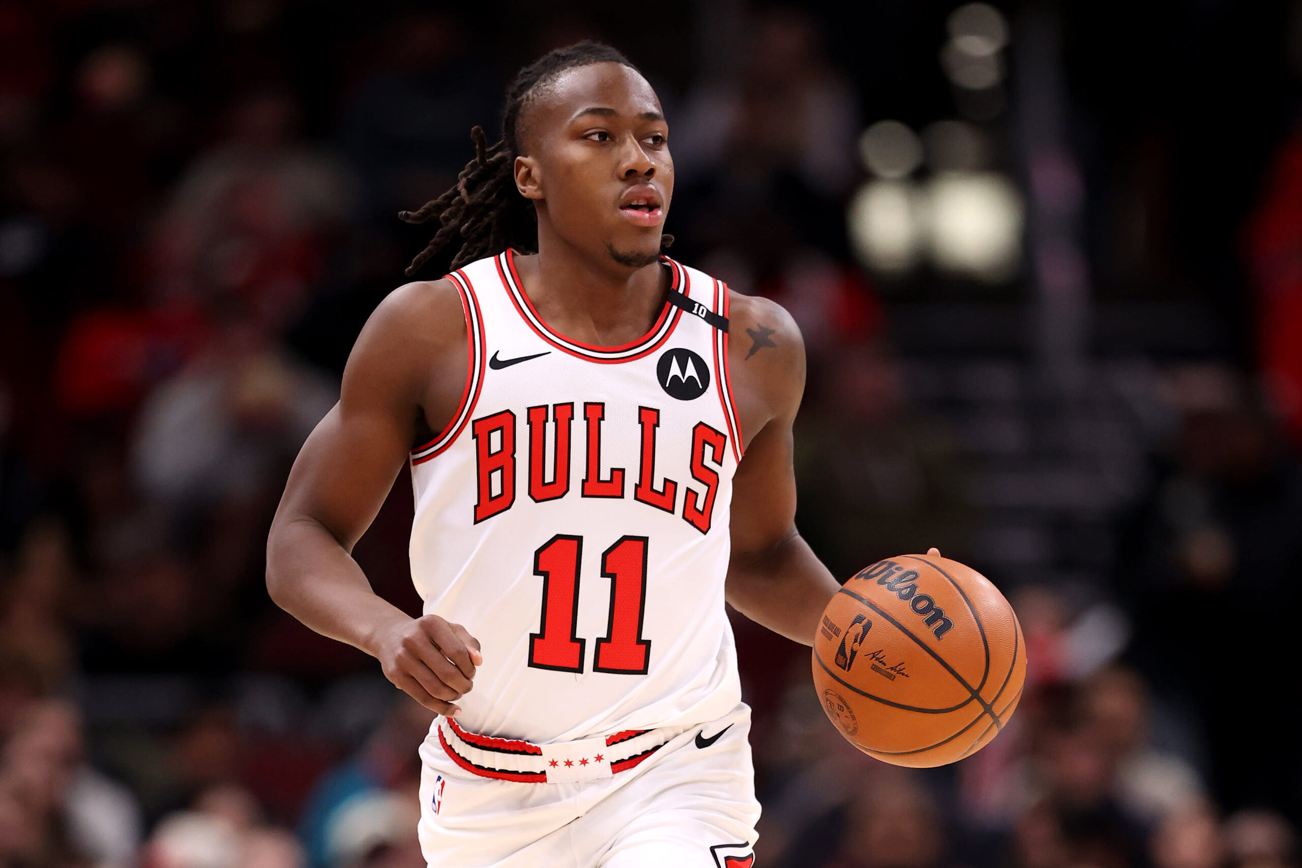 Bulls guard Ayo Dosunmu out for season with shoulder injury, set for surgery