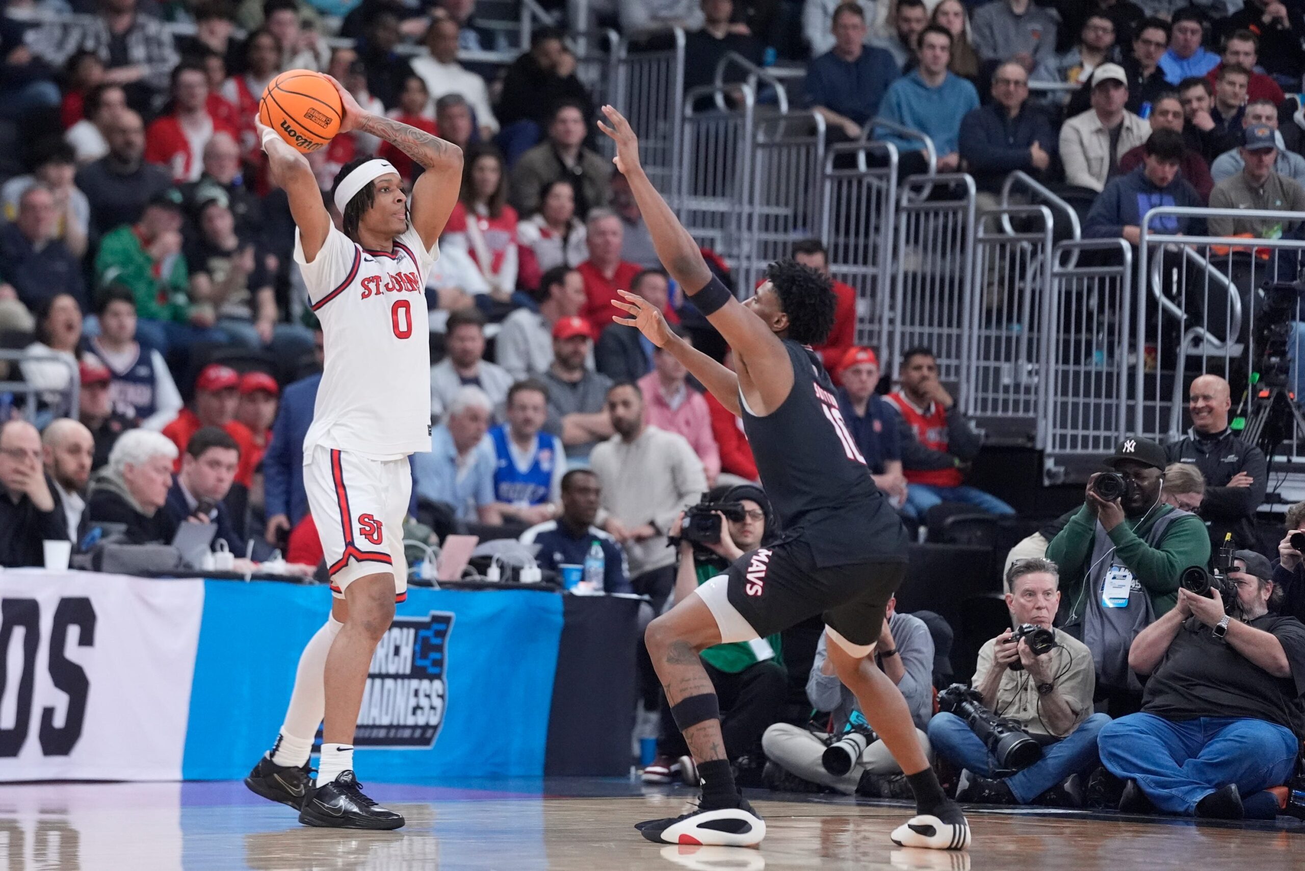 Report: St. John's Aaron Scott met with Thunder in predraft workout