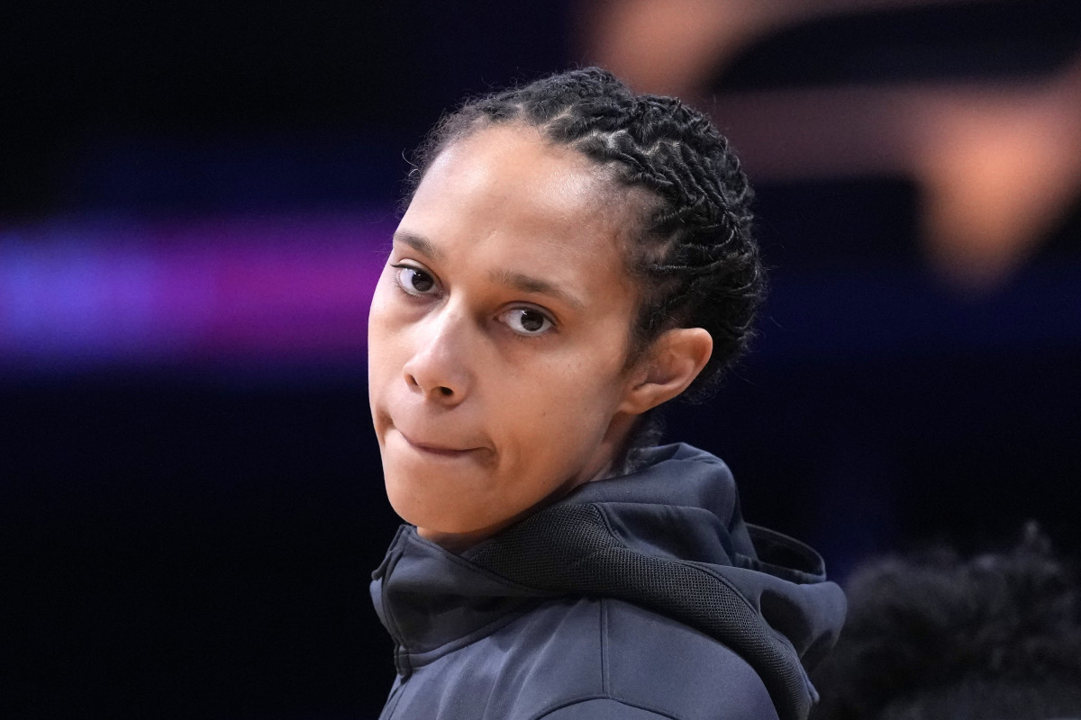 WNBA Reacts to Brittney Griner's Play Against Mystics on Friday